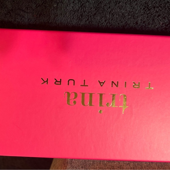 Trina Turk zip around wallet - Picture 3 of 3